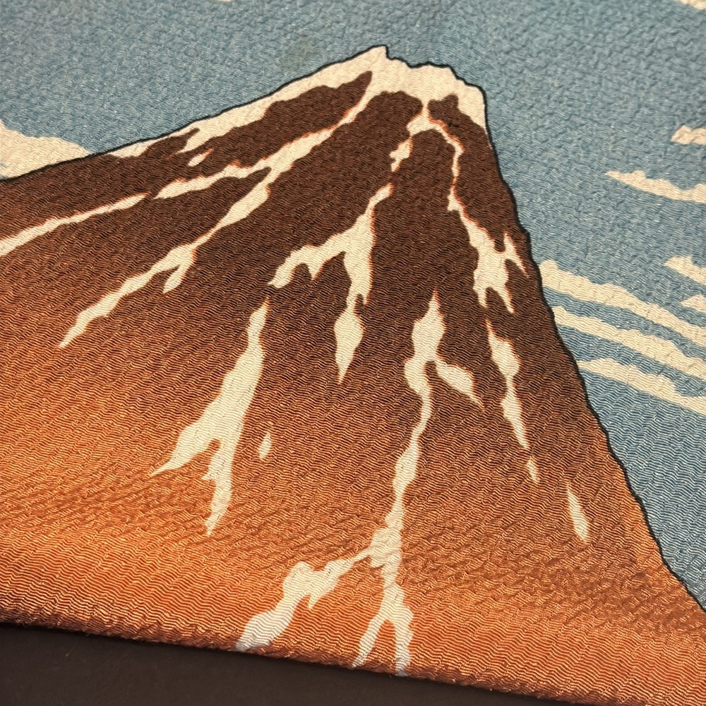 Vintage Mt. Fuji Japanese Silk Tapestry Scarf - Picture 15 of 17